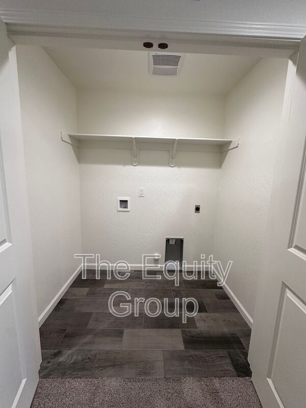 Building Photo - 30536 Delancy Rd