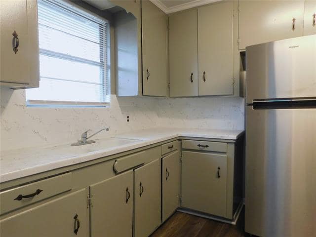 Building Photo - 1106 Frame St