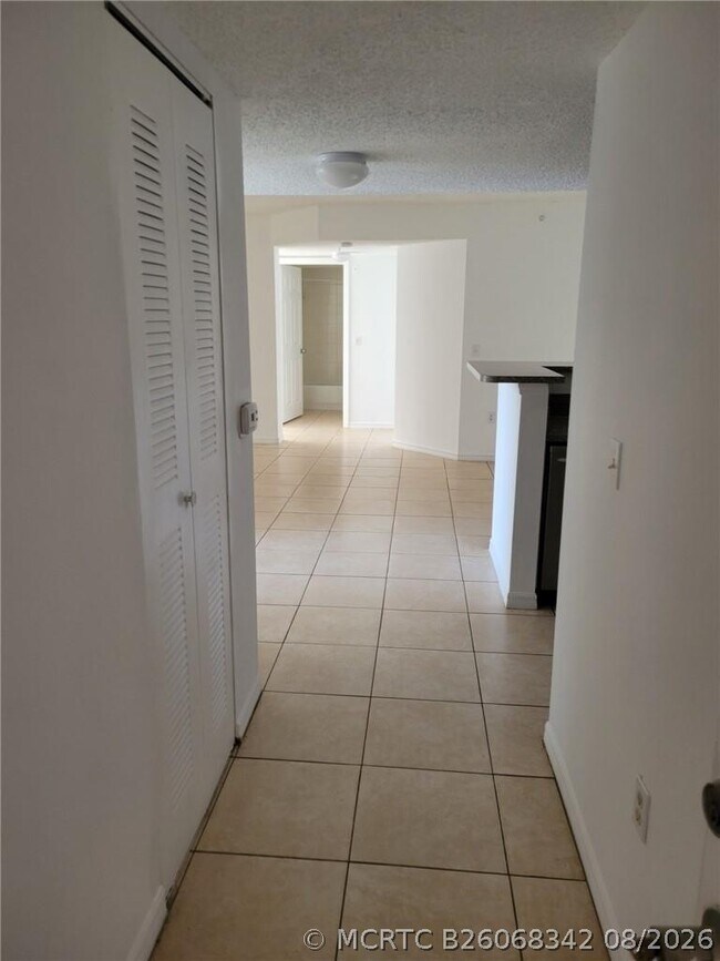 Building Photo - 5005 Wiles Rd