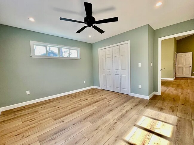 Building Photo - GORGEOUS NEW CONSTRUCTION IN HENDERSONVILLE