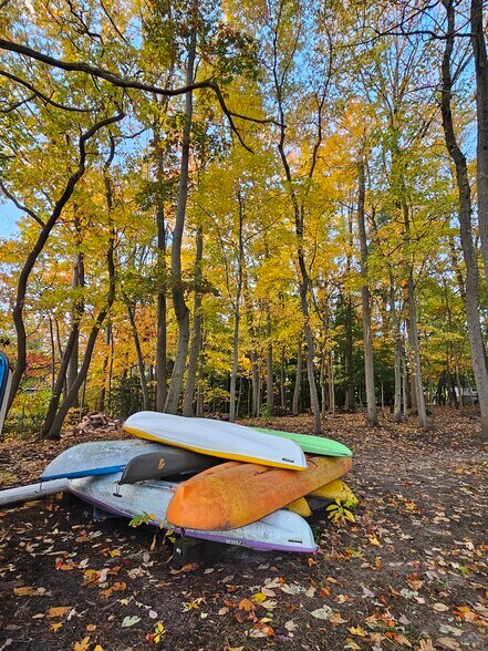 Building Photo - 300 Long Cove Ln