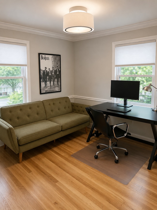 Building Photo - Laurelhurst Home