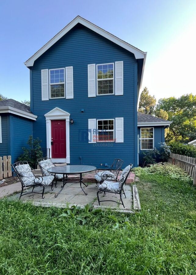 Primary Photo - 1345 Village Park Ct