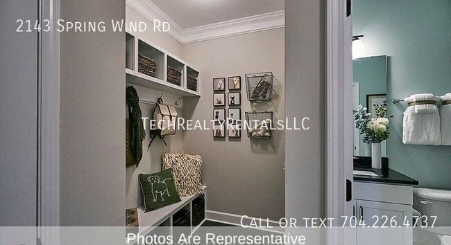 Building Photo - 2143 Spring Wind Rd