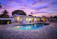 Building Photo - 2070 NE 65th St