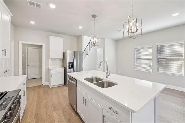 Building Photo - 600 Blanton St