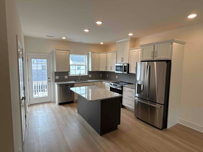 Building Photo - 2479 Artesian Way