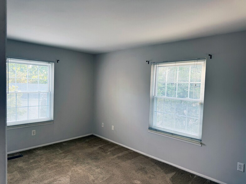 Primary Bedroom - 2649 Fenwick Ct