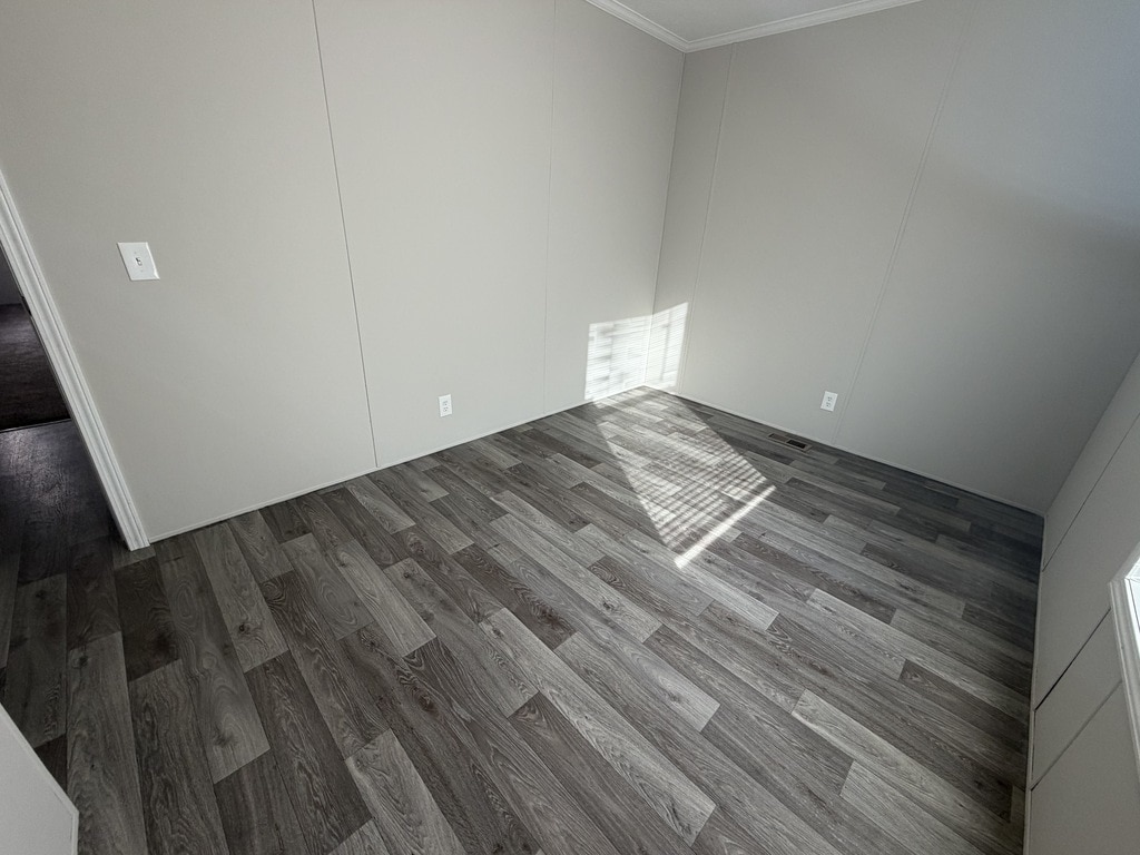 Building Photo - 38027 Leverette Ave
