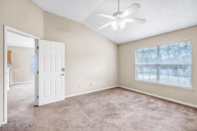 Building Photo - 12895 Bentwater Dr