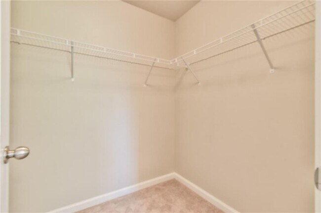 Building Photo - 354 Provenance Dr