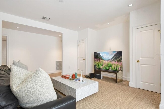 Building Photo - 311 E Morse Blvd