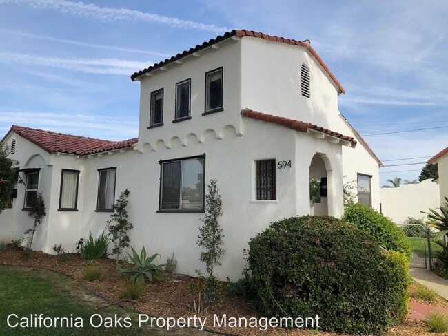 Primary Photo - 584-594 San Clemente St