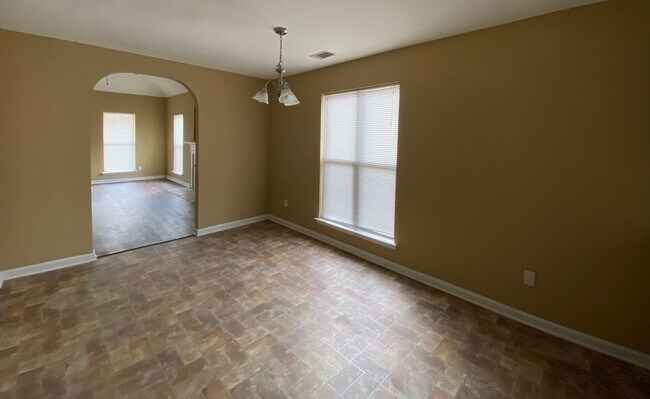 Building Photo - Home for rent in Pell City! Available to view!!!!