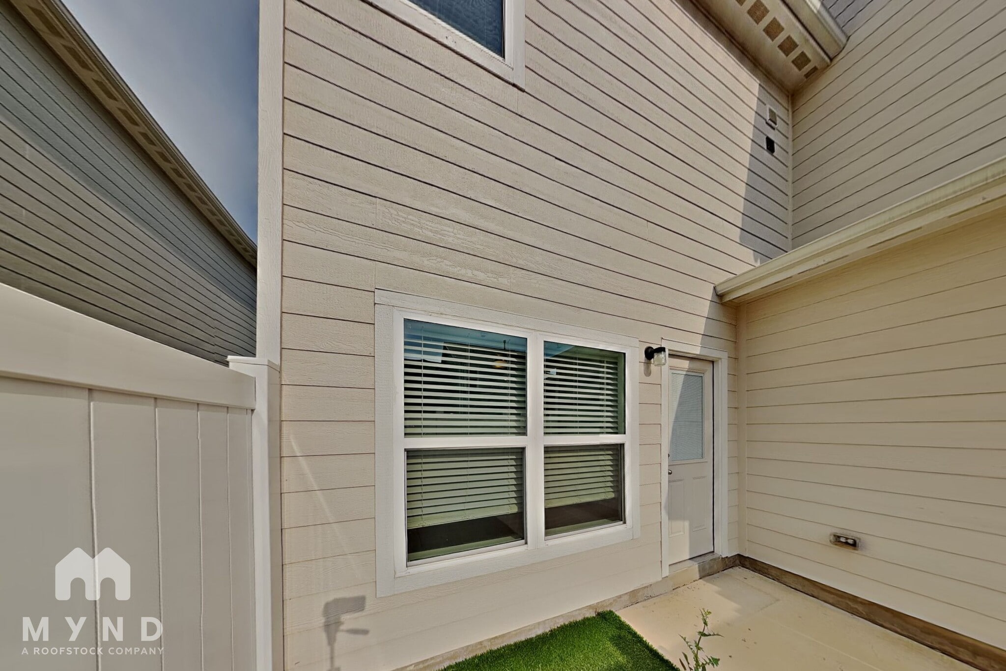Building Photo - 10846 Emerick St
