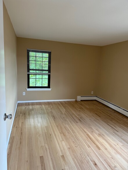Building Photo - 387 Passaic St