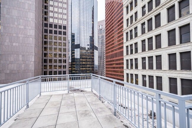 Building Photo - Luxury Penthouse Condo Downtown with Private Patio & Amazing Views Available Now!
