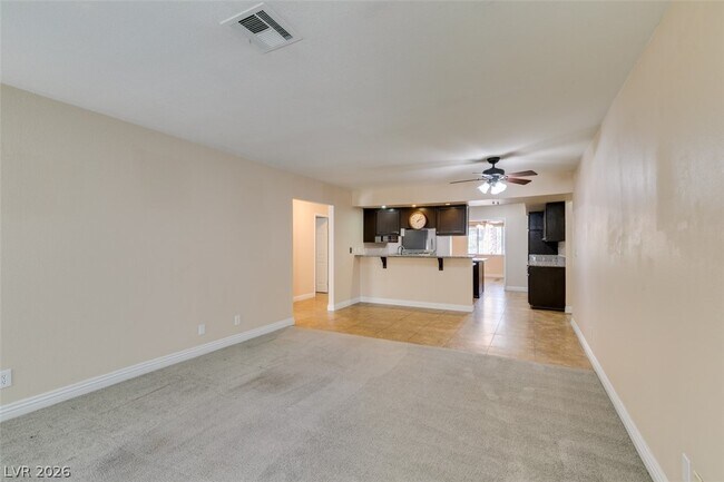 Building Photo - 3221 E Rochelle Ave