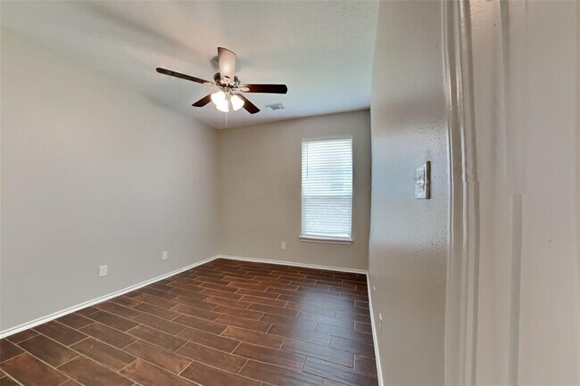 Building Photo - 17814 Misty Pond Ct