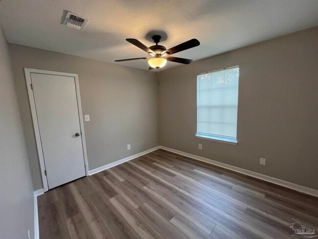 Building Photo - 821 Calhoun Ave