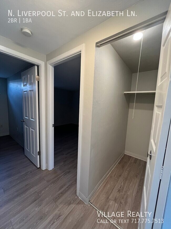 Building Photo - 65 N Liverpool St