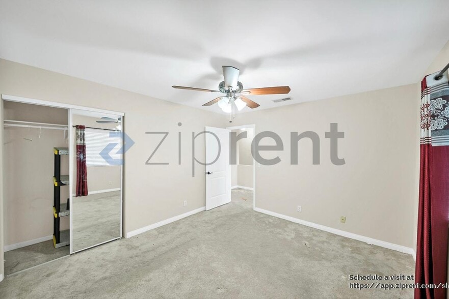 Building Photo - 443 Monrovista Ave