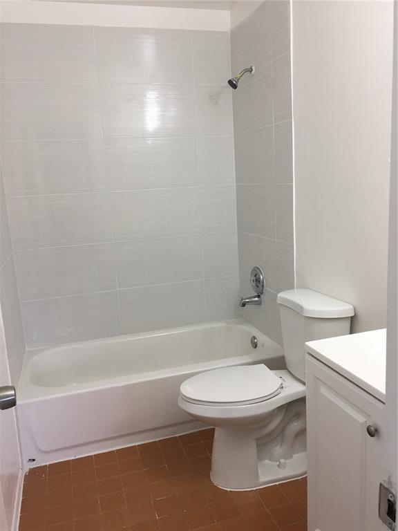 Building Photo - 3243 Coral Ridge Dr