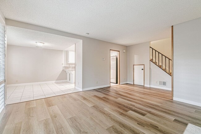 Primary Photo - Gorgeous 3 bedroom home in the heart of Ca...