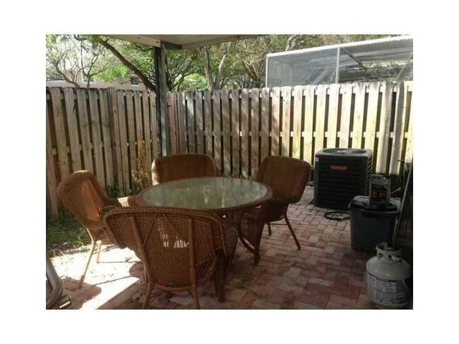 Building Photo - 5033 SW 121st Terrace