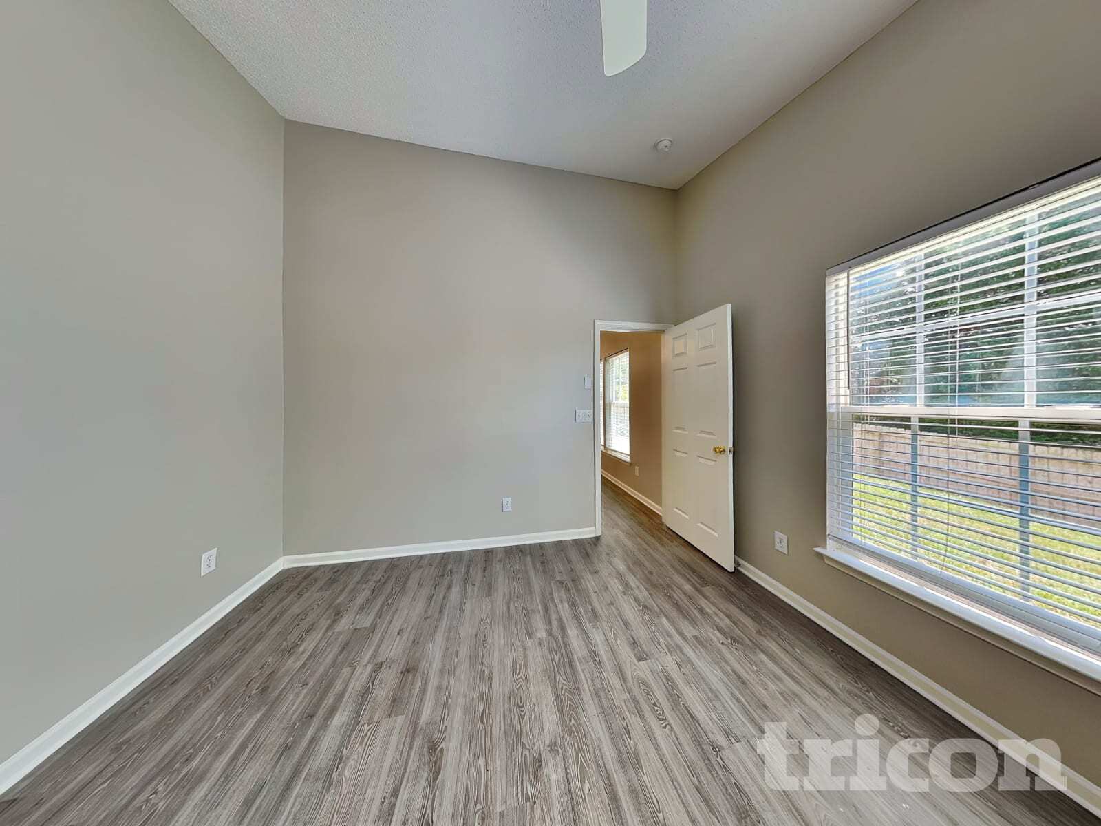 Building Photo - 115 Markham Dr
