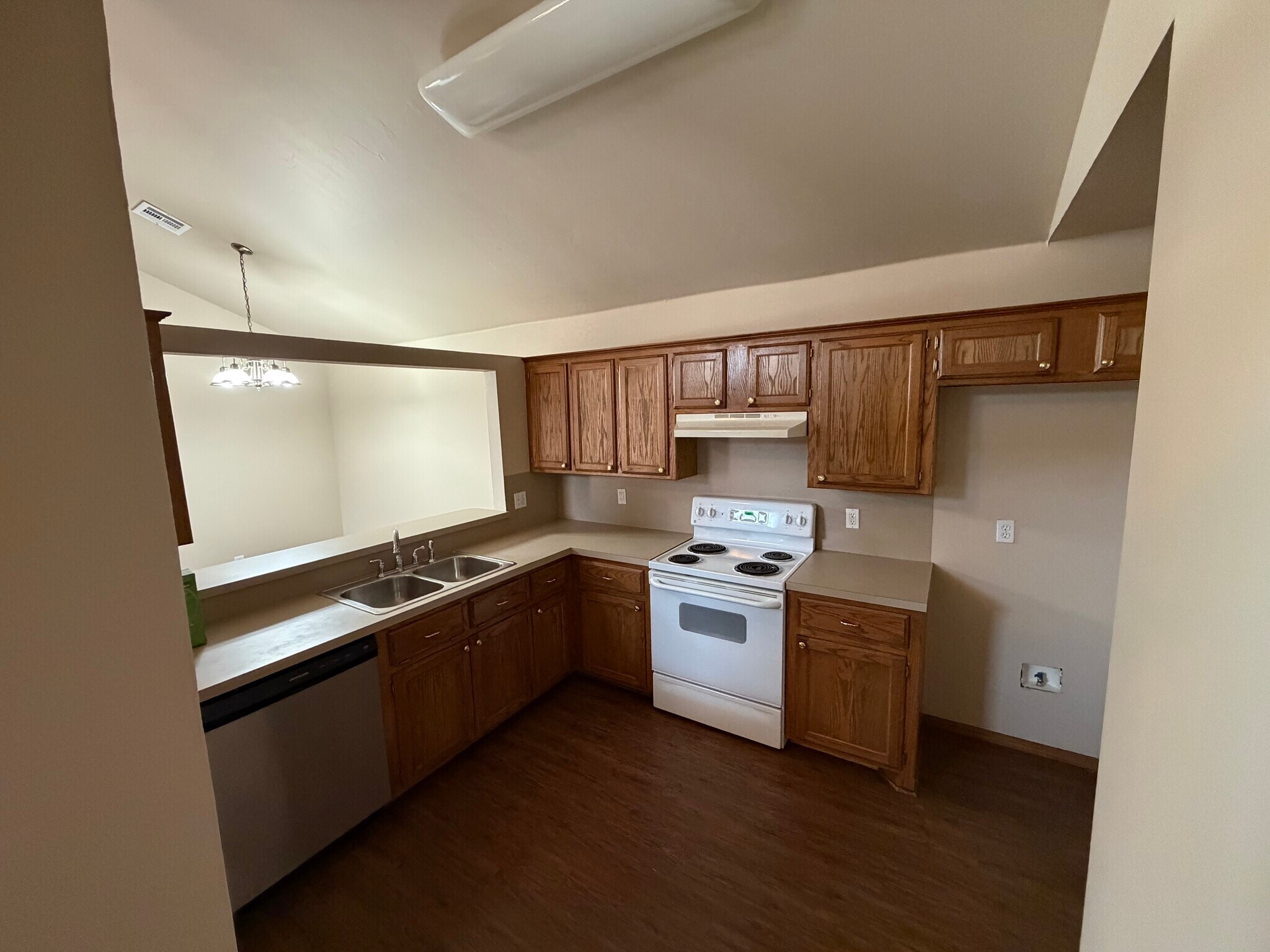 Building Photo - 2805 SE 89th Ter