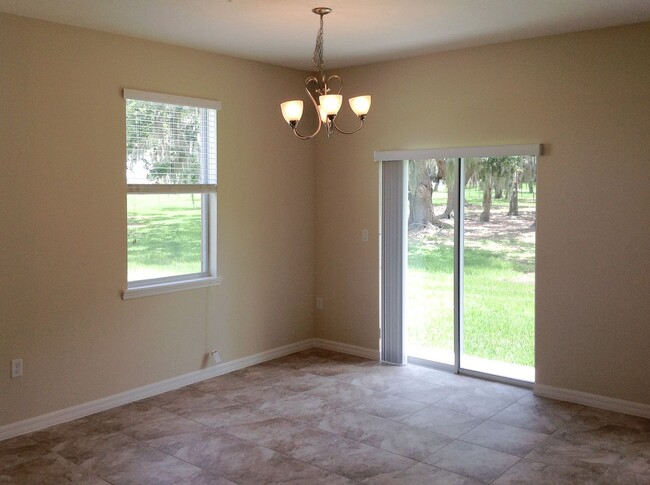 Building Photo - 3 bed/2.5 bath Townhome in St. Cloud, Jeff...