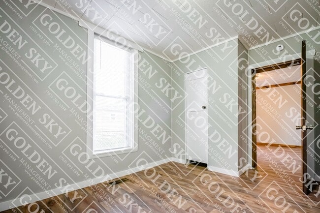 Building Photo - 1710 S Gharkey St