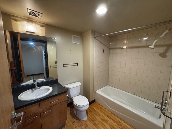 Building Photo - 300 Tijeras Ave NE