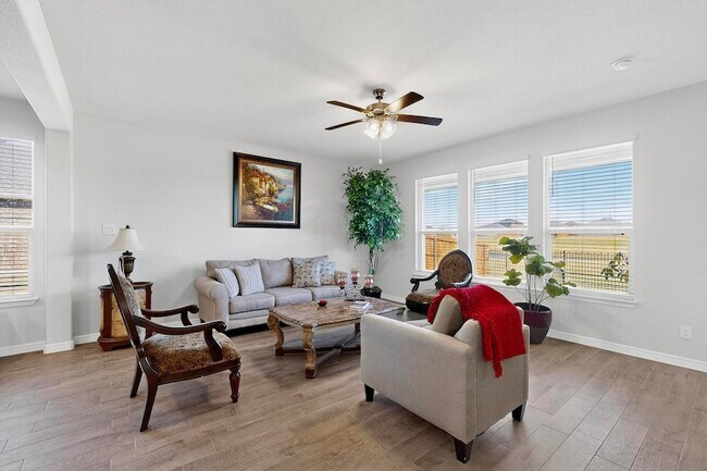 Building Photo - 1213 Pacifica Trail