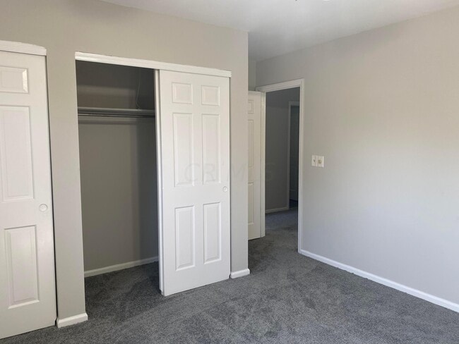 Building Photo - 669 W Main St