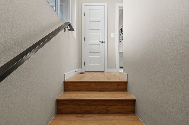 Building Photo - 3553 S Emerson St