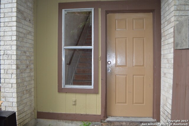 Building Photo - 7536 Oak Chase