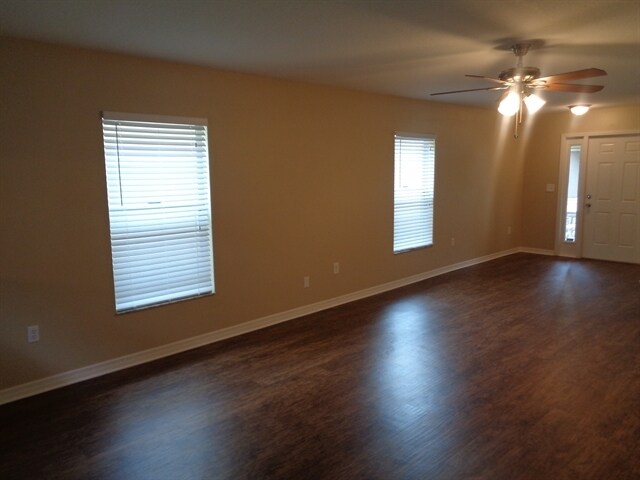 Building Photo - 15403 Quail Woods Pl