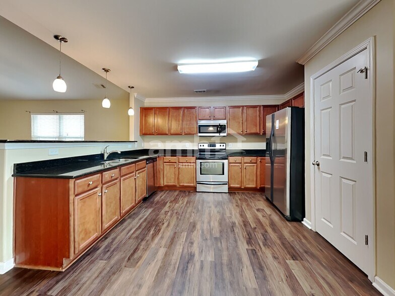 Building Photo - 58 Old Mill Rd