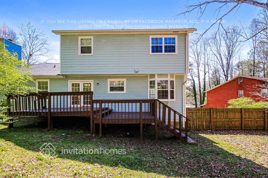 Building Photo - 2071 Hunters Cove Dr