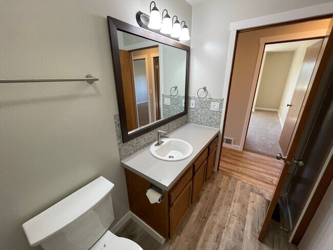 Building Photo - 4210 Blue Heron Ct