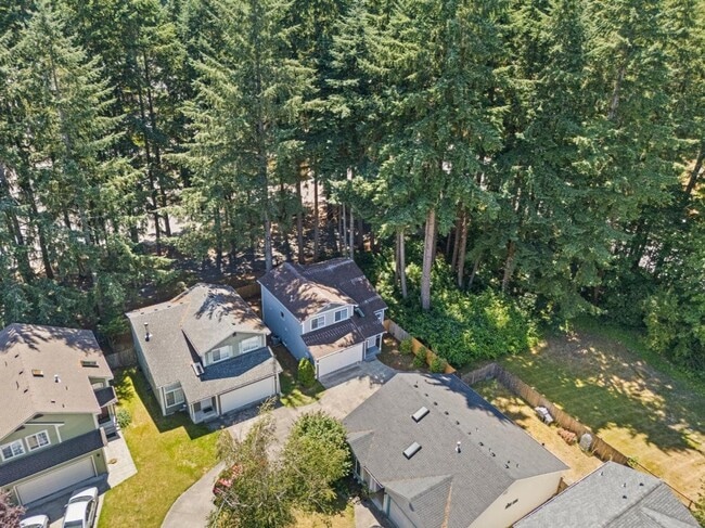 Building Photo - Updated 3 Bed Home for Rent in Lacey | Vau...