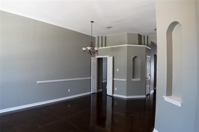 Building Photo - 830 Brittany Way