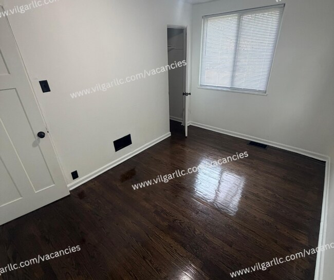 Building Photo - 600 W 46th Ave
