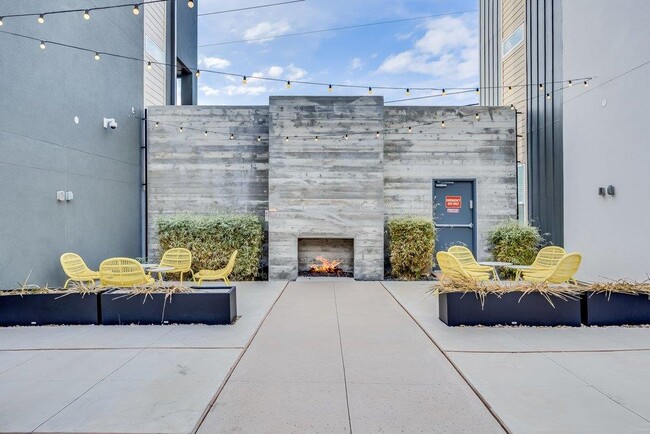 Building Photo - 4801 Springdale Rd