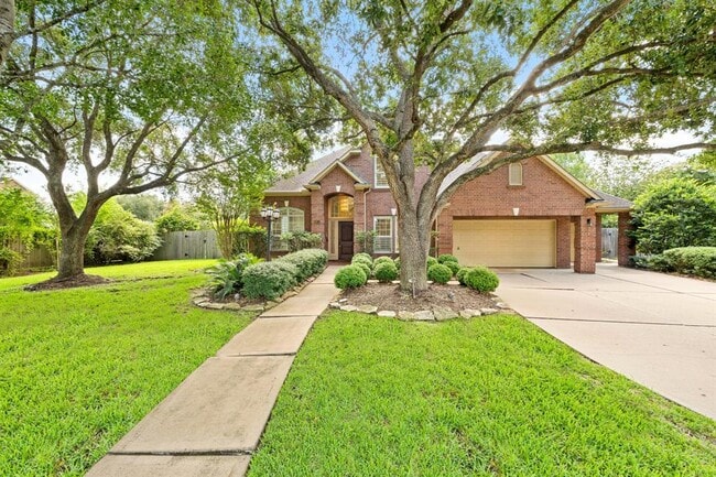 Building Photo - 5011 Tapestry Ln