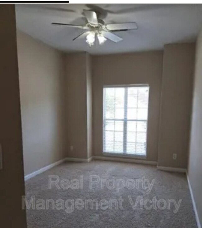 Building Photo - 6133 Letson Farms Dr