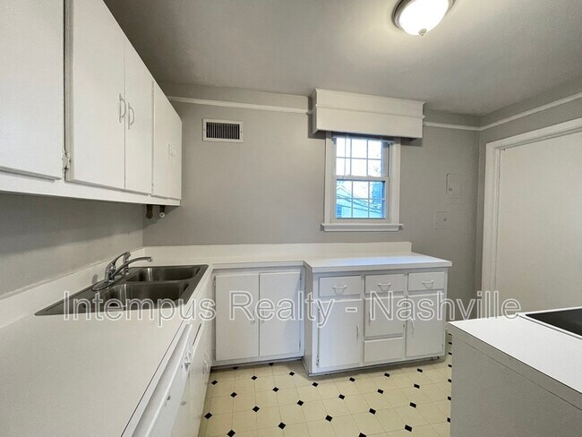 Building Photo - 3310 Long Blvd