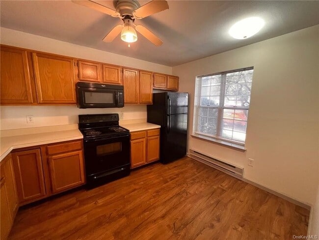 Building Photo - 18 Kendal Ln